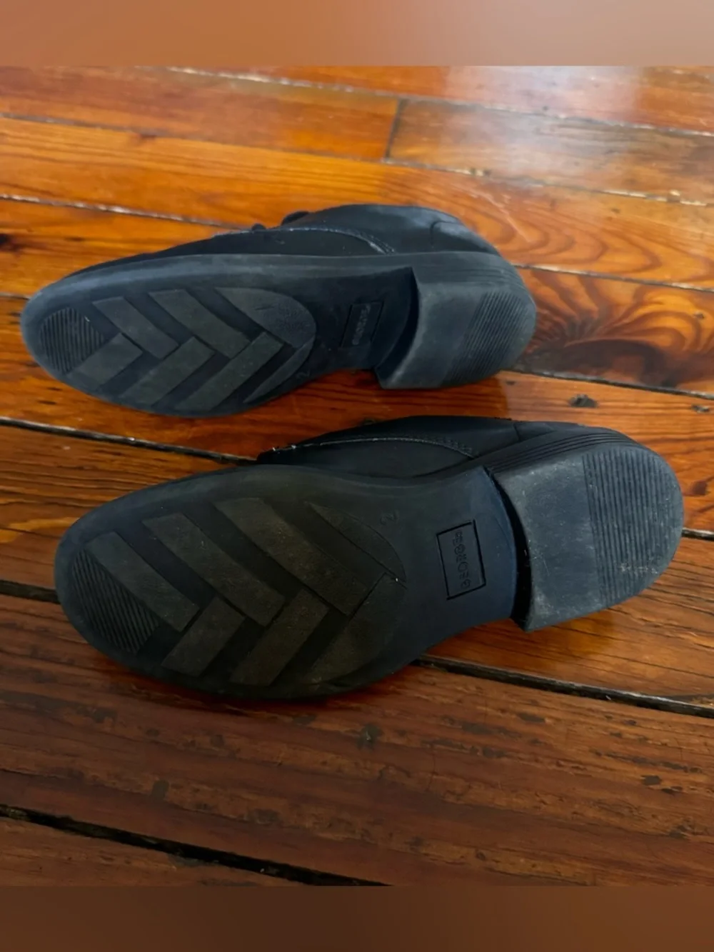 George black dress shoes Size 2 little boy